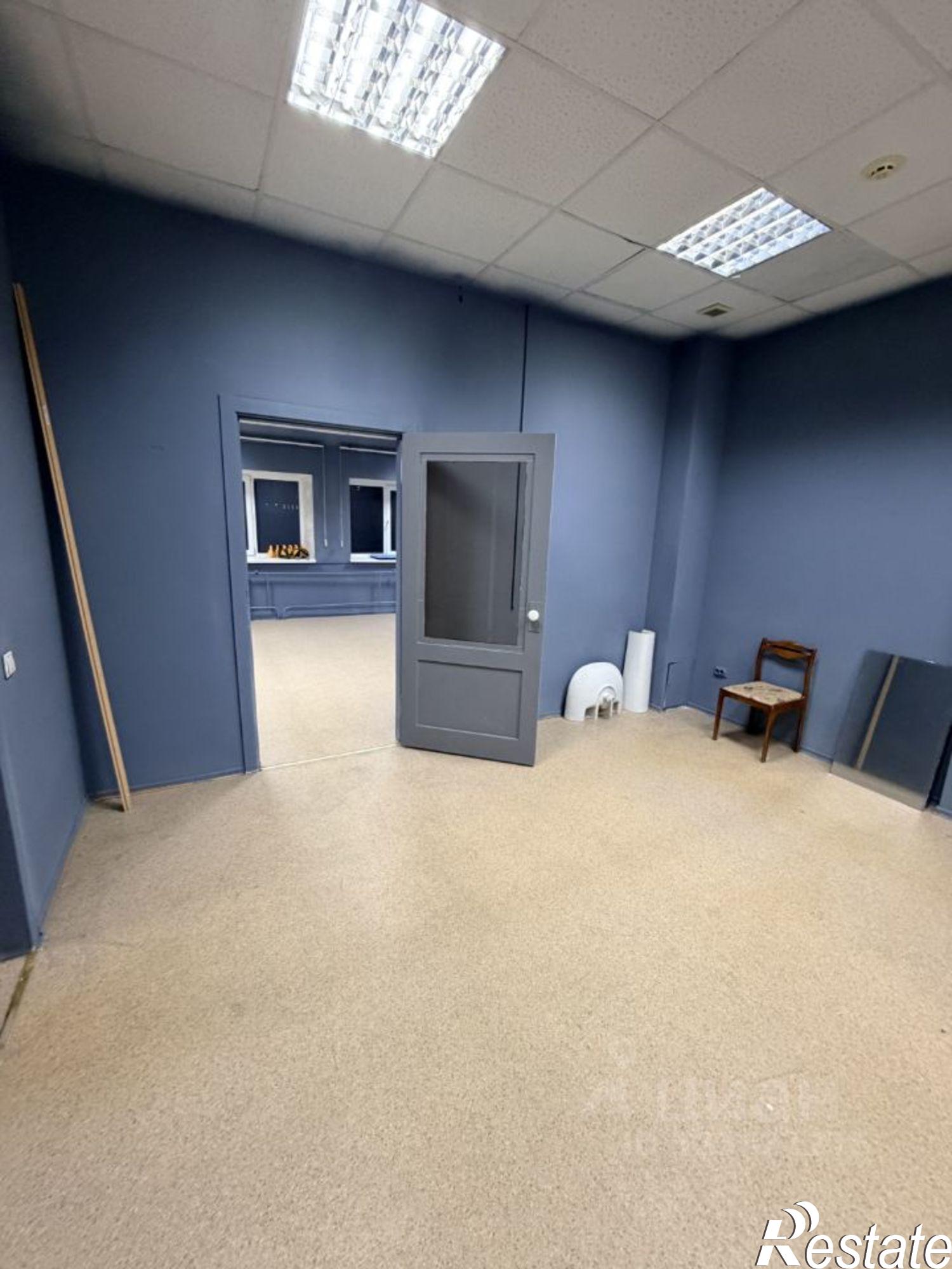 Сдать офис, помещение под офис за 64 500 рублей на Иваново, проспект Ленина, 3