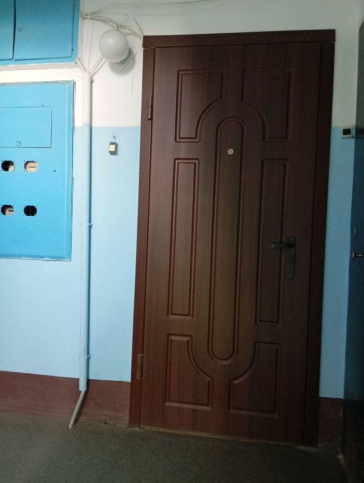 4-комн квартира Колганова ул, 38