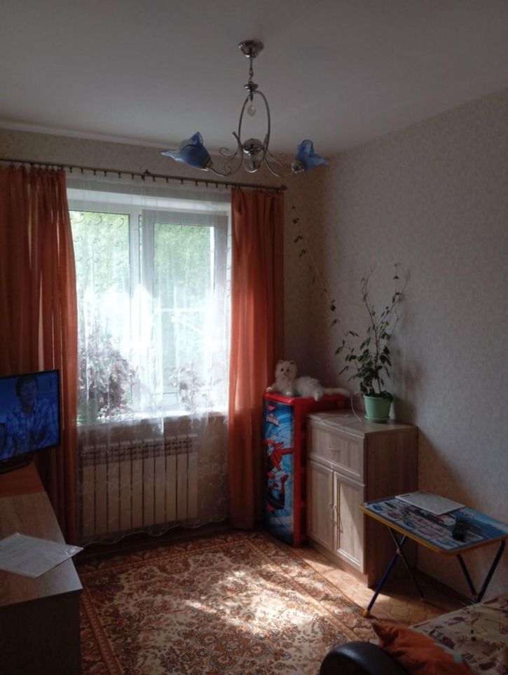 4-комн квартира Колганова ул, 38
