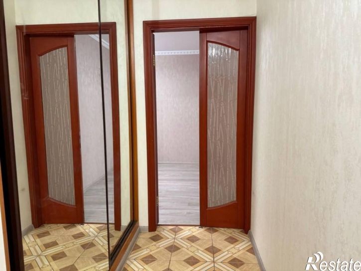 2-комн квартира им Урицкого улица, 4