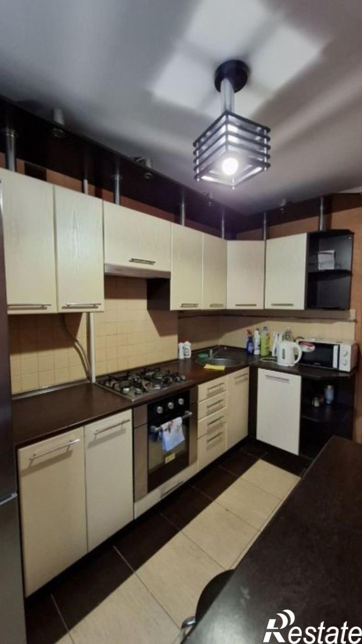 2-комн квартира Социалистическая улица, 37