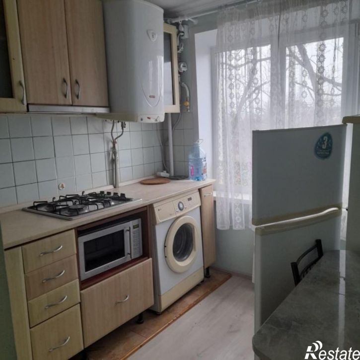 1-комн квартира Возрождения улица, 2
