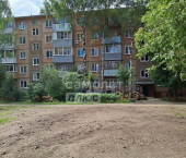 2-комн, 46кв м, этаж 1/5 ул Шубиных, 4