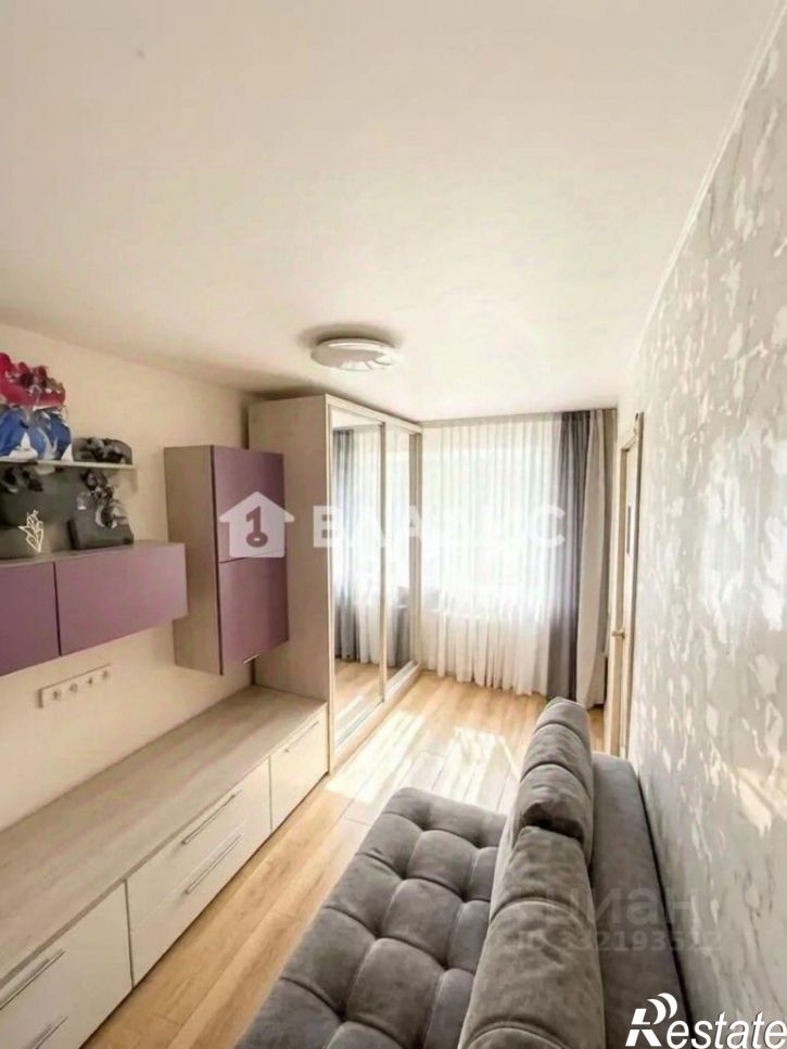 2-комн квартира мкр Гагарина, 3,  д. 3
