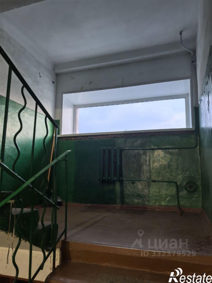3-комн квартира ул 40 лет Октября, 2,  д. 2