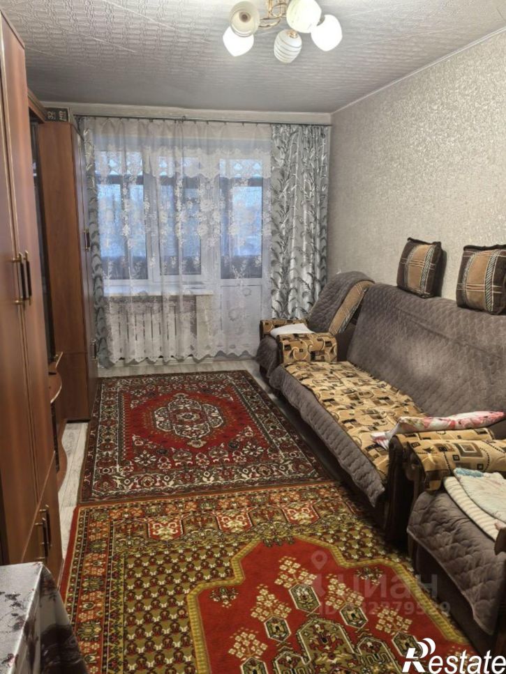 3-комн квартира ул 40 лет Октября, 2,  д. 2