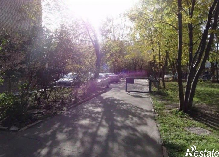 3-комн квартира ул Дзержинского, 2,  д. 2