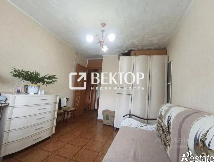 2-комн квартира ул 70 лет Октября, 2,  д. 2