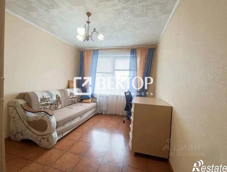 2-комн квартира ул 70 лет Октября, 2,  д. 2