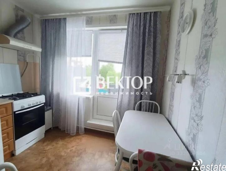 2-комн квартира ул 70 лет Октября, 2,  д. 2