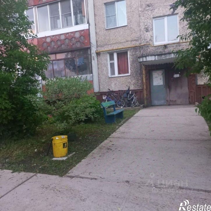 4-комн квартира ул Колганова, 38,  д. 38