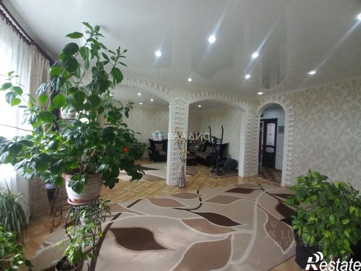 5-комн квартира пер 8 Марта, 6,  д. 6