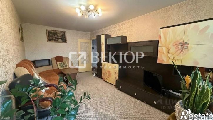 3-комн квартира ул Школьная, 15,  д. 15