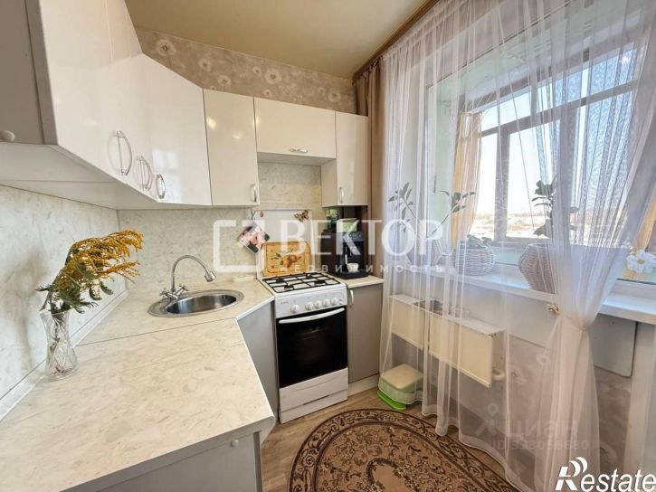 3-комн квартира ул Школьная, 15,  д. 15