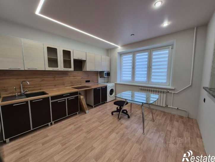 3-комн квартира Иваново г, Рождественский мкр, 8