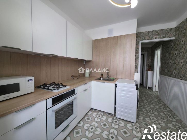 1-комн квартира улица Гагарина, 1А,  д. 1А