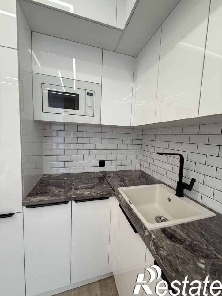 2-комн квартира Бухарова, 1И