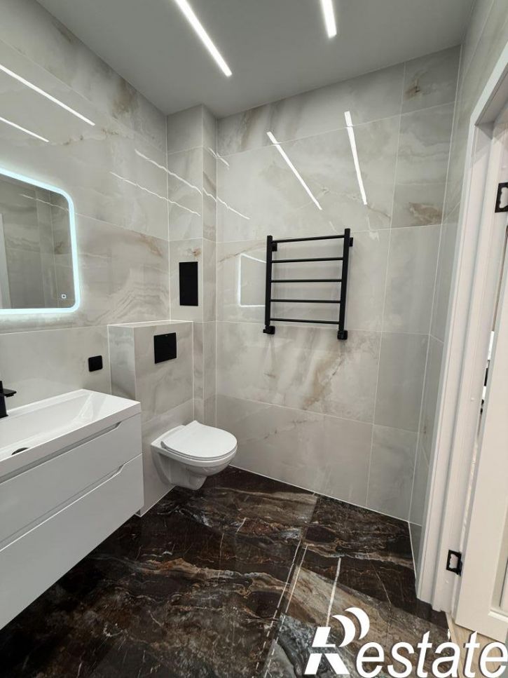2-комн квартира Бухарова, 1И