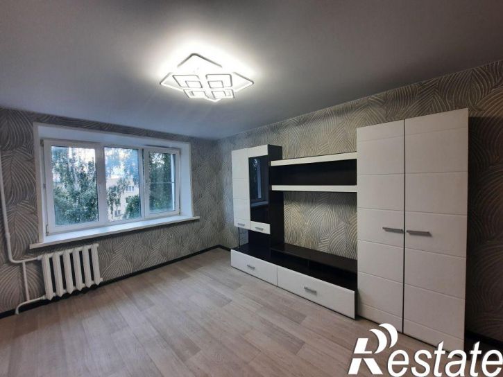 2-комн квартира Возрождения ул, 11