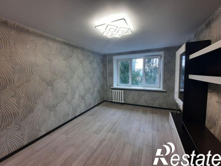 2-комн квартира Возрождения ул, 11