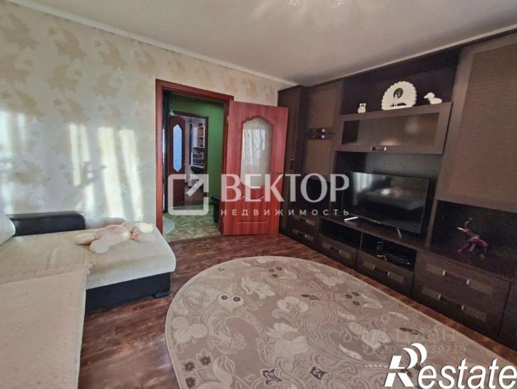 3-комн квартира улица Неделина, 8,  д. 8