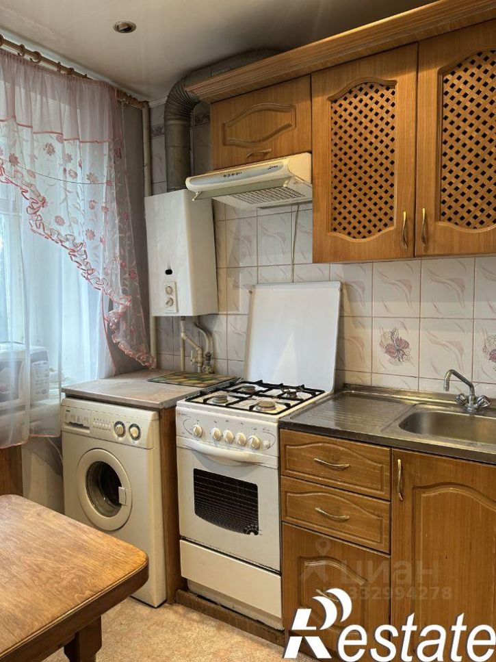 3-комн квартира м/р Шагова, 16,  д. 16