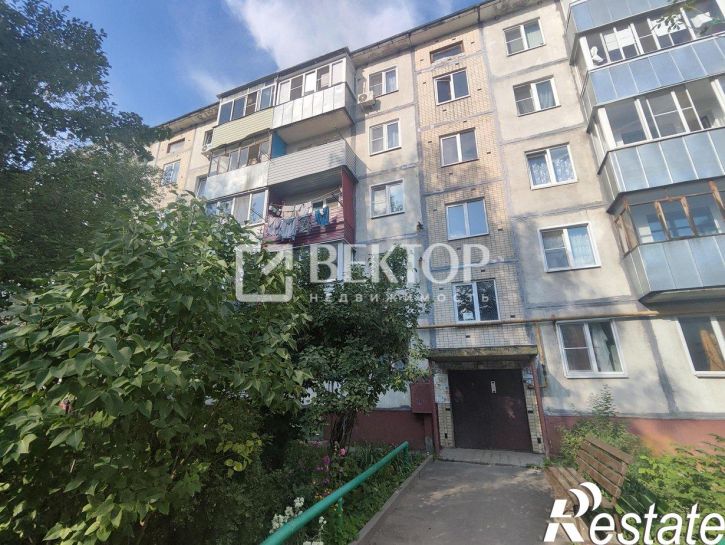 2-комн квартира Машиностроительная улица, 27,  д. 27