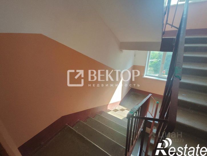 2-комн квартира Машиностроительная улица, 27,  д. 27