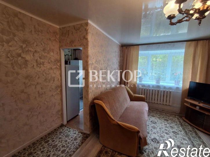 2-комн квартира улица Новожёнова, 14,  д. 14