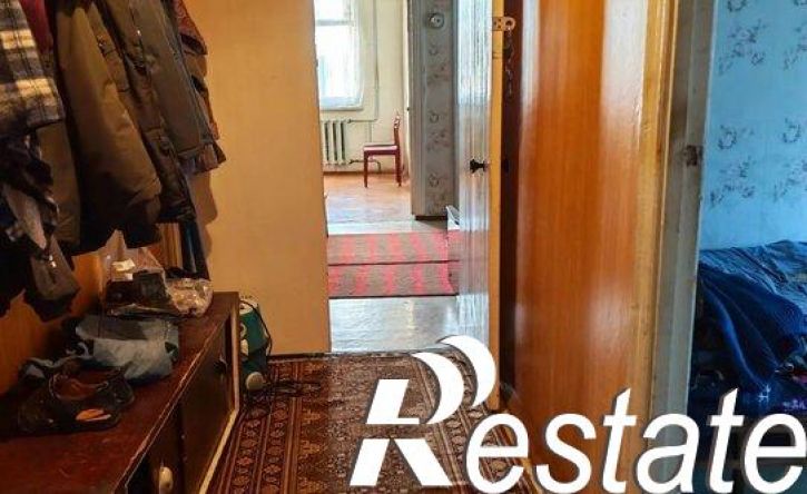 4-комн квартира улица Розы Люксембург, 28,  д. 28