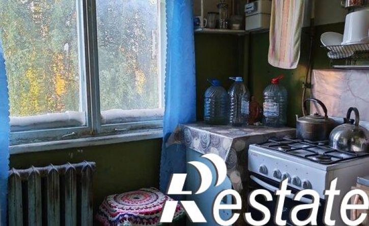 4-комн квартира улица Розы Люксембург, 28,  д. 28