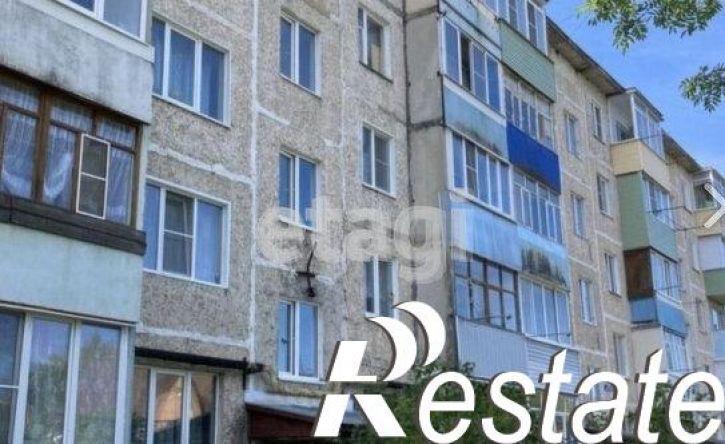 2-комн квартира Революционная улица, 106 к2,  д. 106 к2
