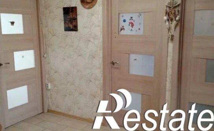 4-комн квартира 2-я Комовская улица, 12,  д. 12