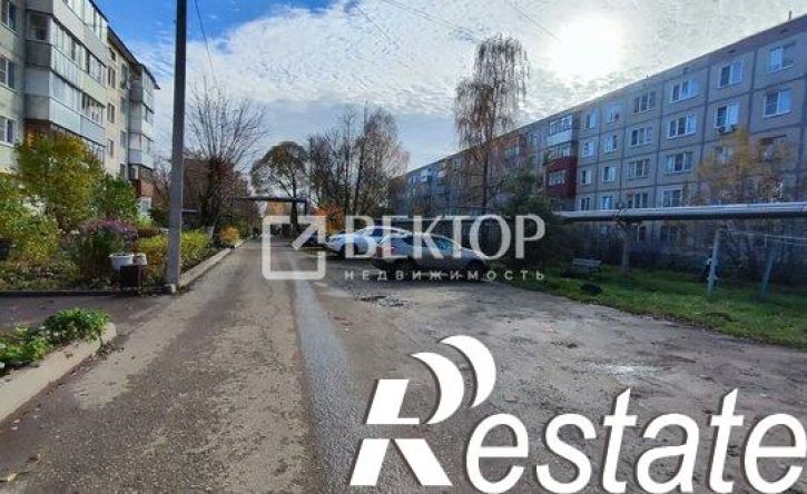 2-комн квартира Машиностроительная улица, 27,  д. 27